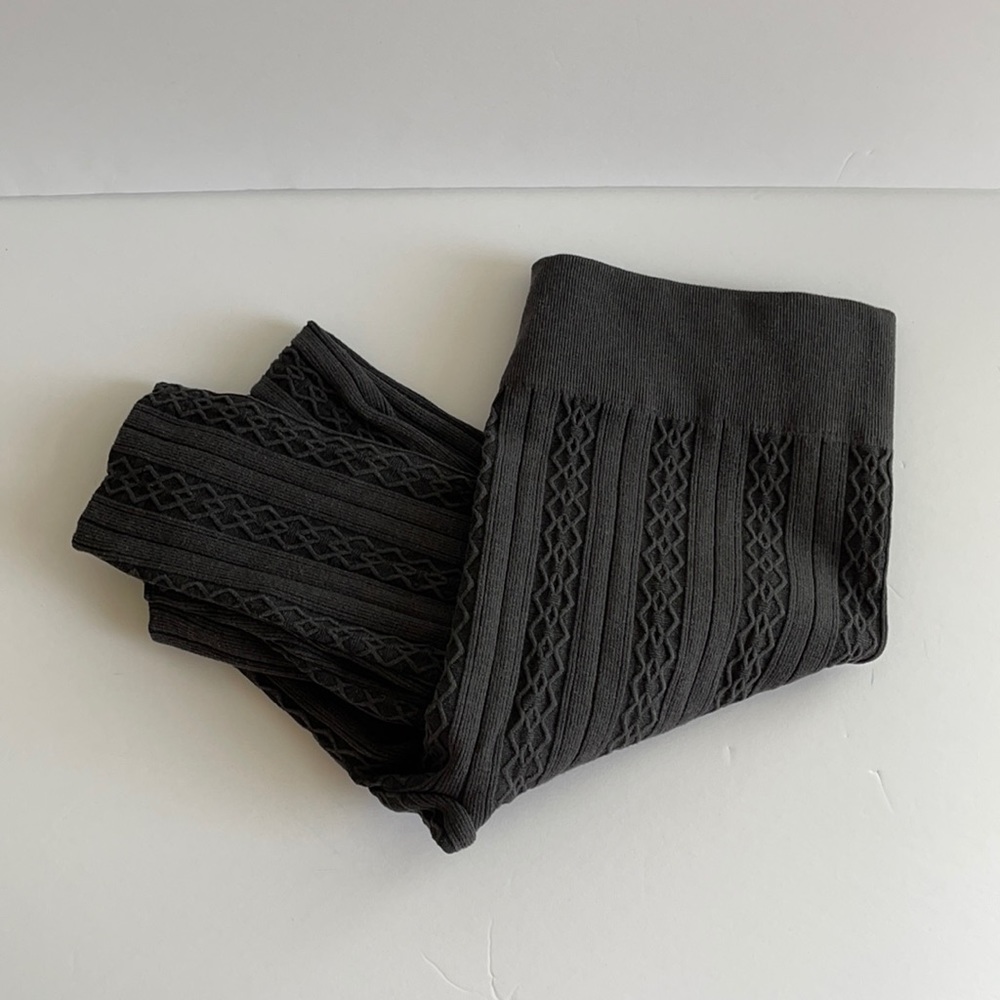 Charcoal Gray Cable Print Stretchy Leggings (Size XL 16-18)